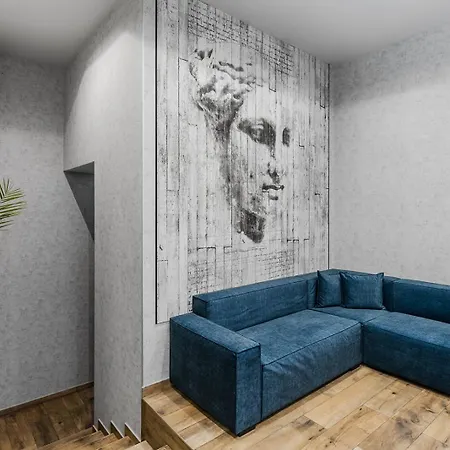 Jitomir 4* מונטנה