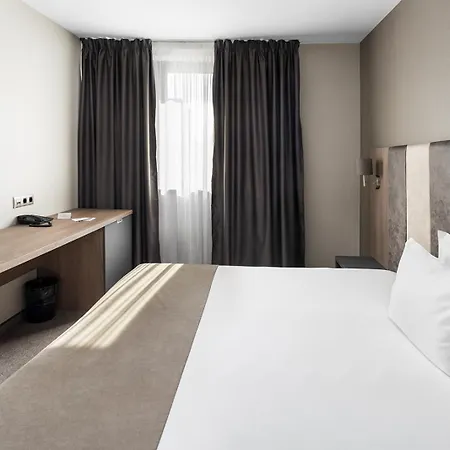 호텔 Jitomir 몬타나