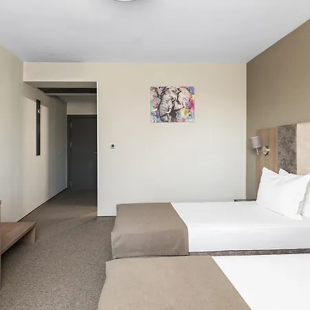 Jitomir 4* 몬타나