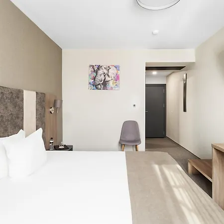 Jitomir Hotel