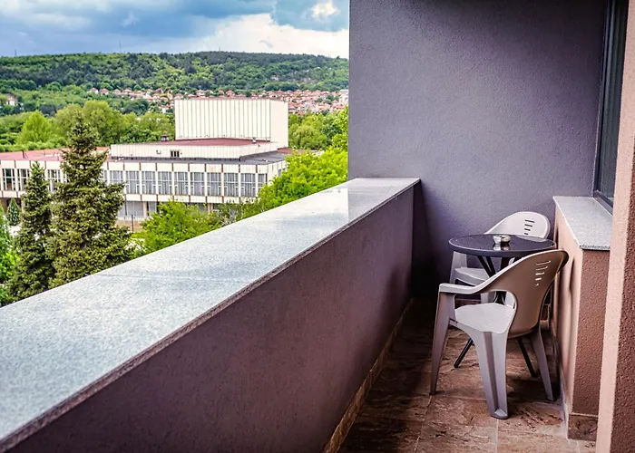 Jitomir Hotel Montana